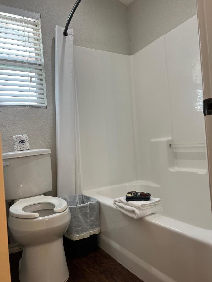 ניו בראונפלס Rivercity Rv Park מראה חיצוני תמונה