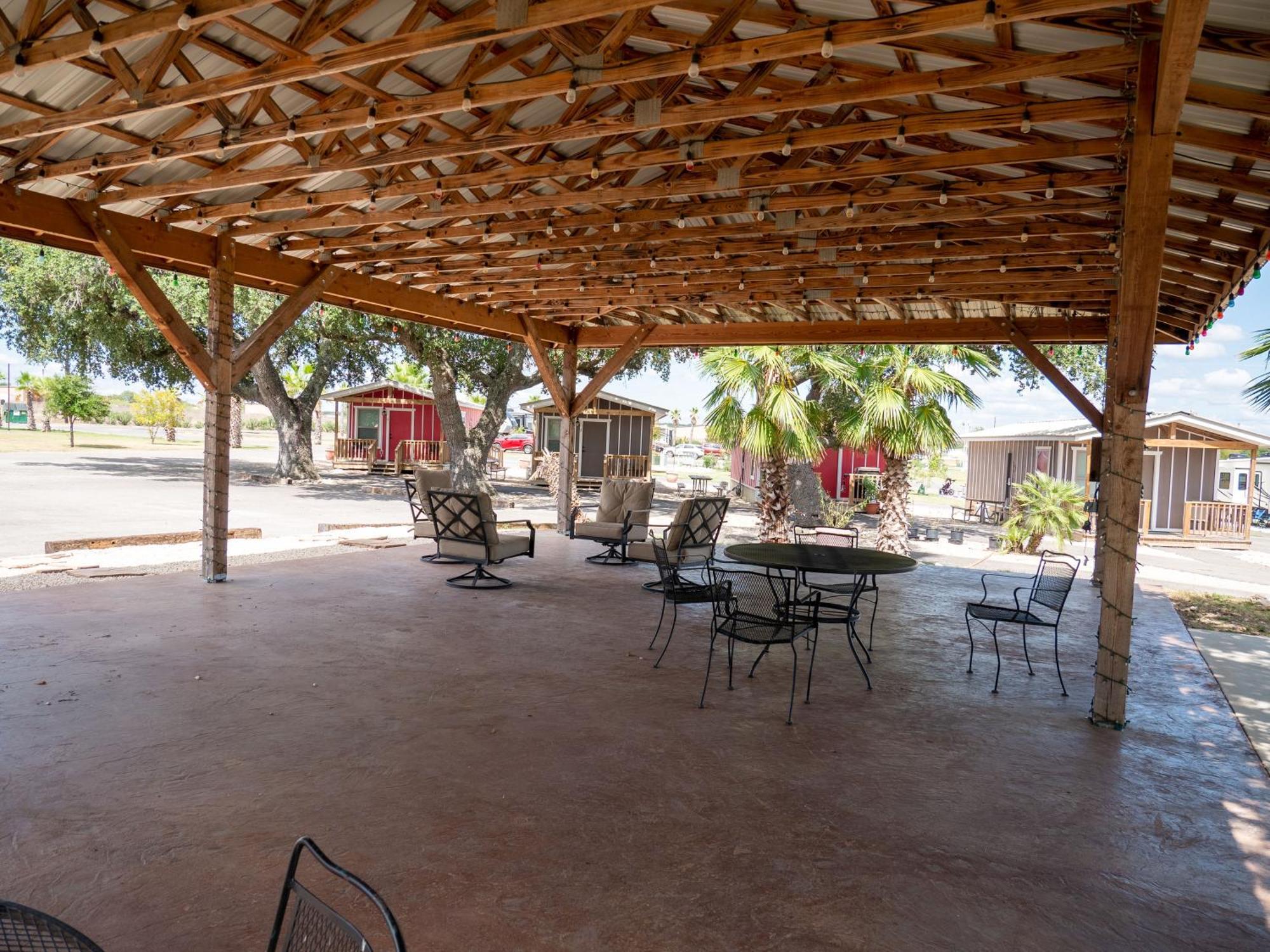 ניו בראונפלס Rivercity Rv Park מראה חיצוני תמונה